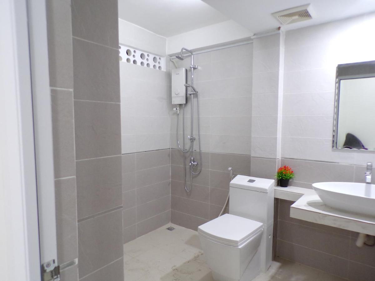 Ananta Aster Phnom Penh Exterior photo