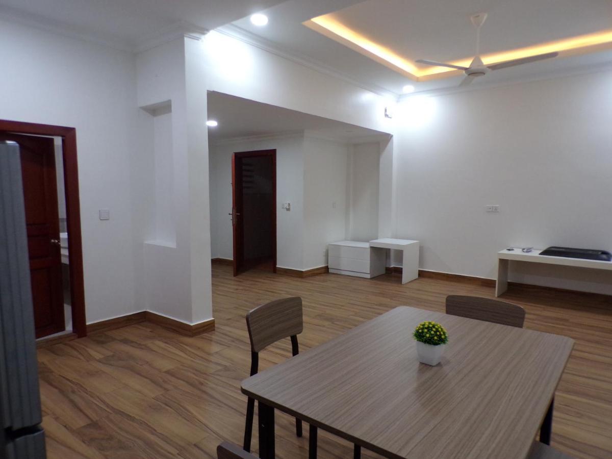 Ananta Aster Phnom Penh Exterior photo