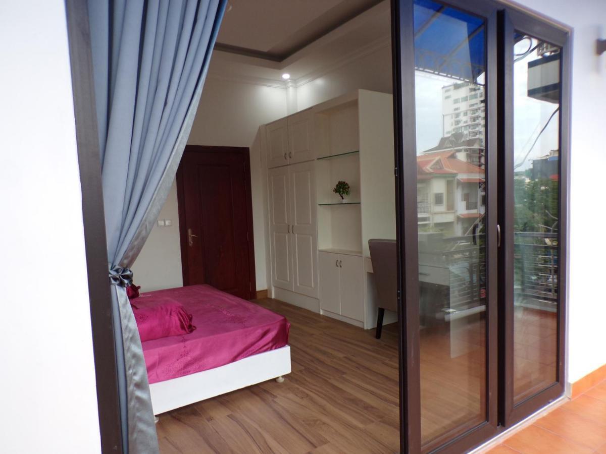 Ananta Aster Phnom Penh Exterior photo