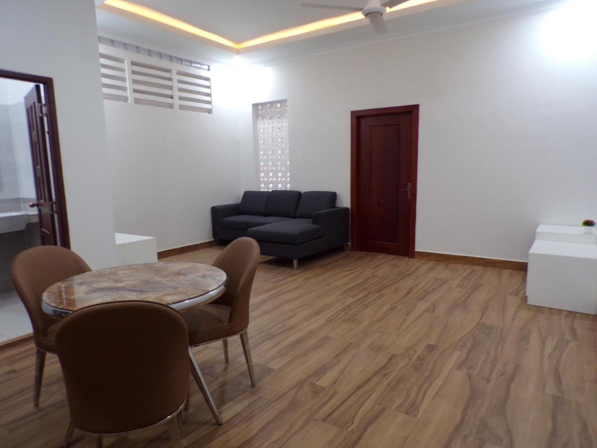 Ananta Aster Phnom Penh Exterior photo