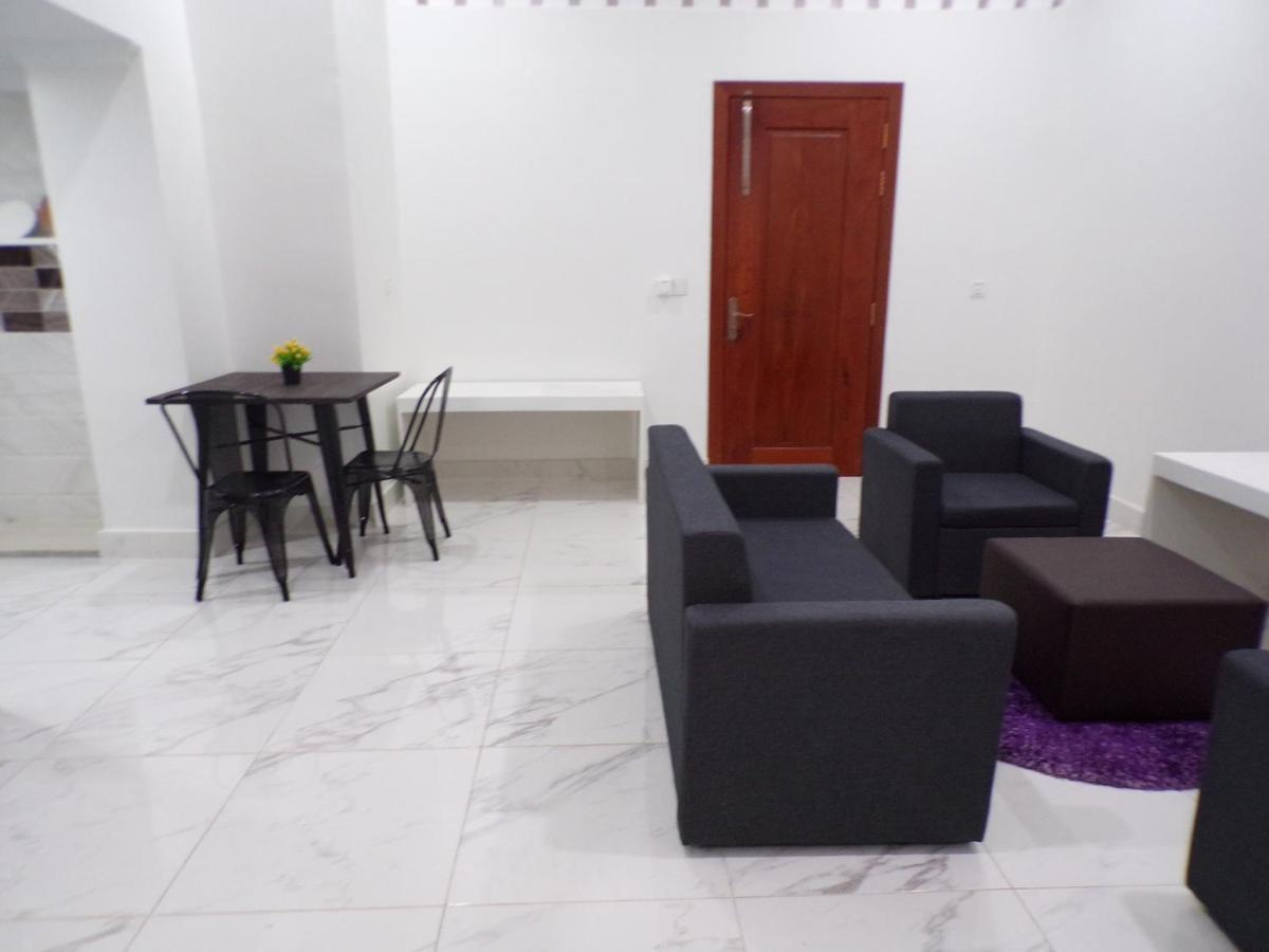 Ananta Aster Phnom Penh Exterior photo