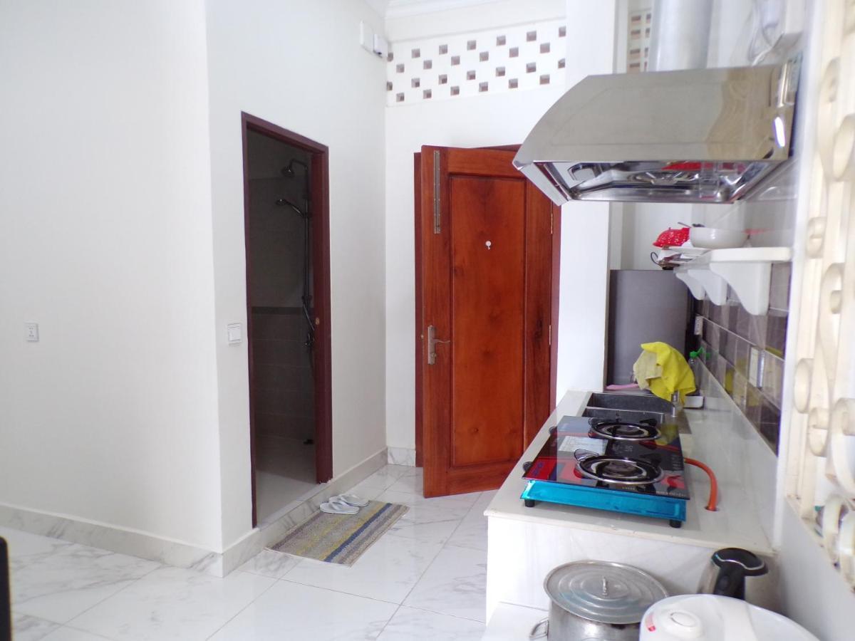 Ananta Aster Phnom Penh Exterior photo