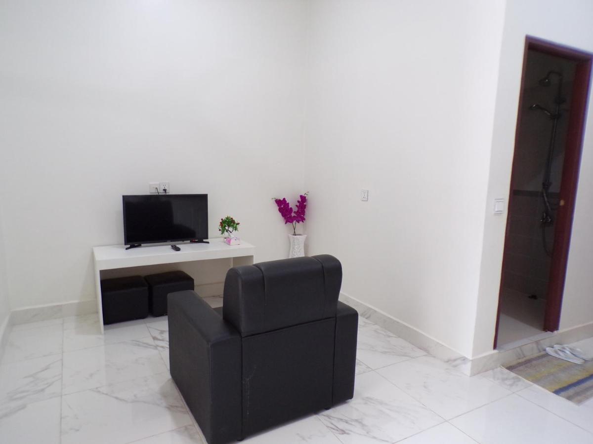Ananta Aster Phnom Penh Exterior photo