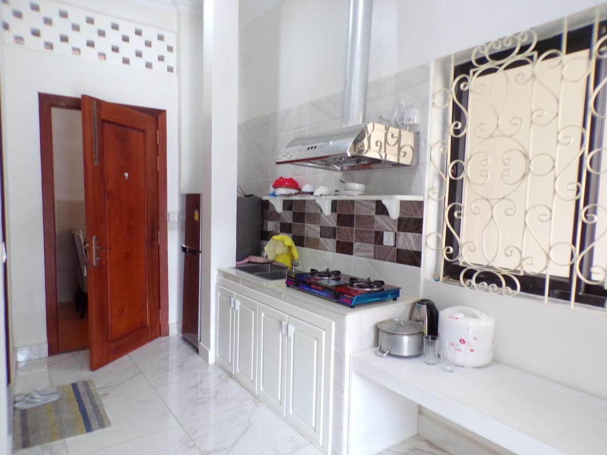 Ananta Aster Phnom Penh Exterior photo
